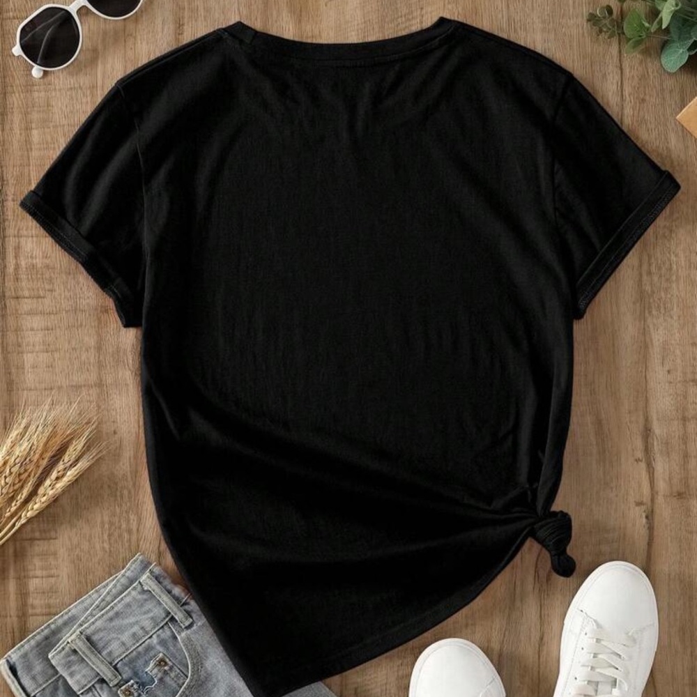 Sculpture And Letter Graphic Black Tee Shirt - Picture 3 of 5